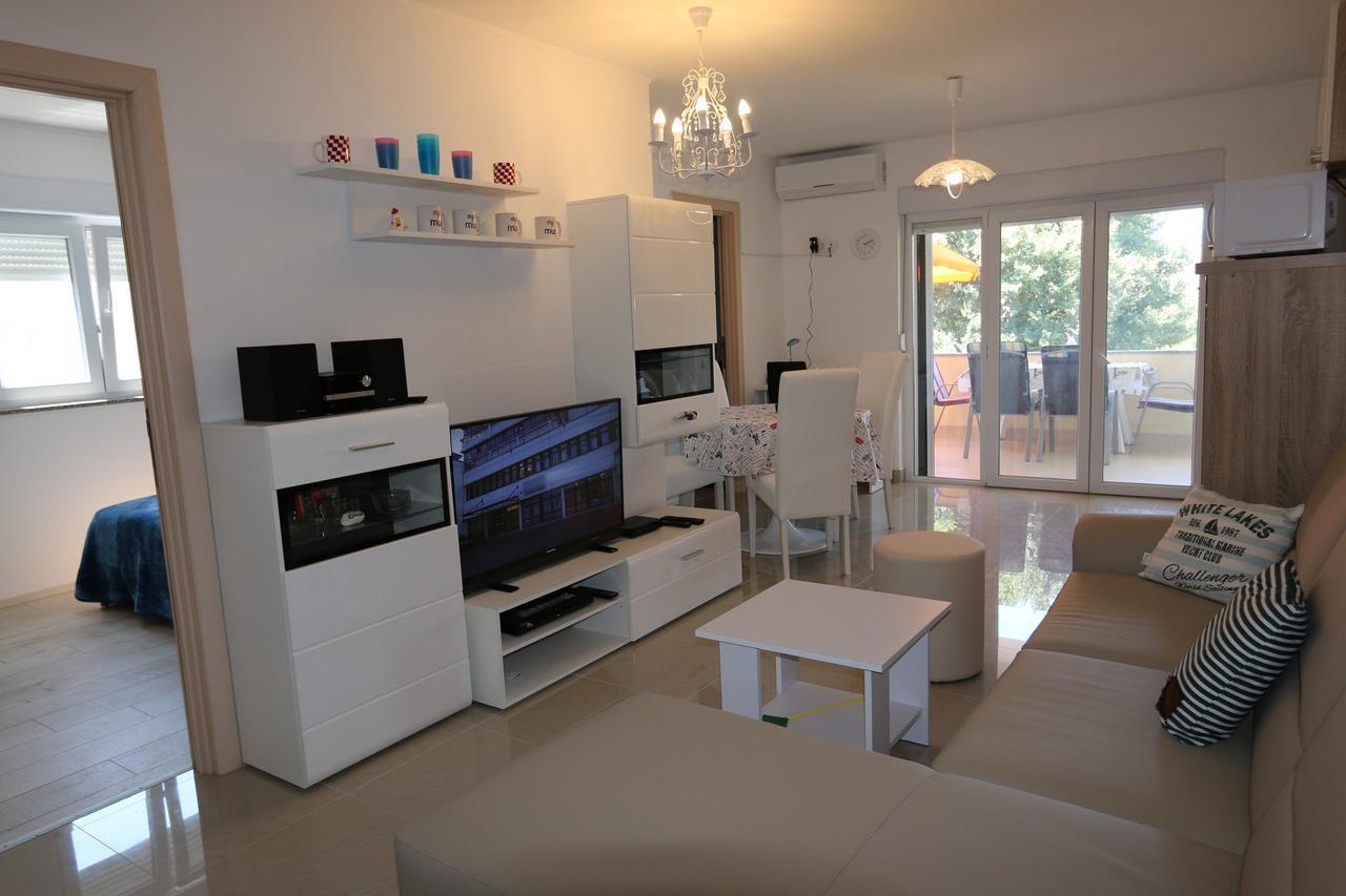 Apartments Saramandic Šilo Extérieur photo