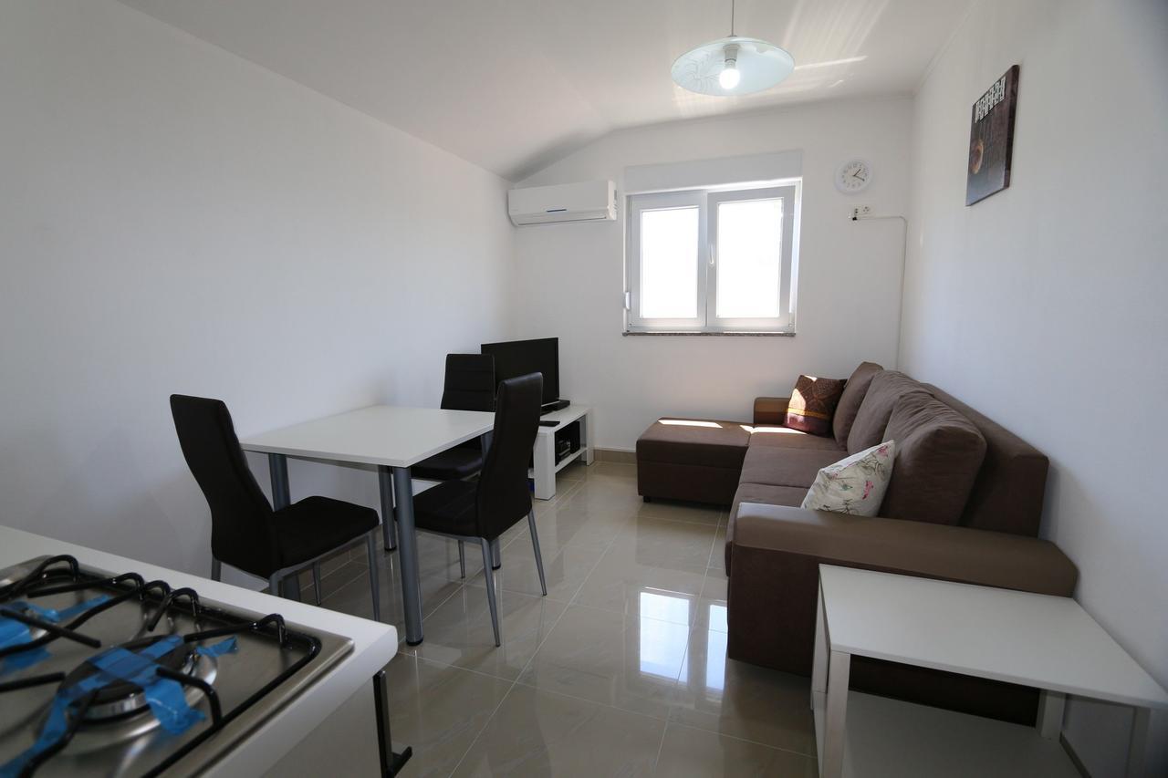 Apartments Saramandic Šilo Extérieur photo